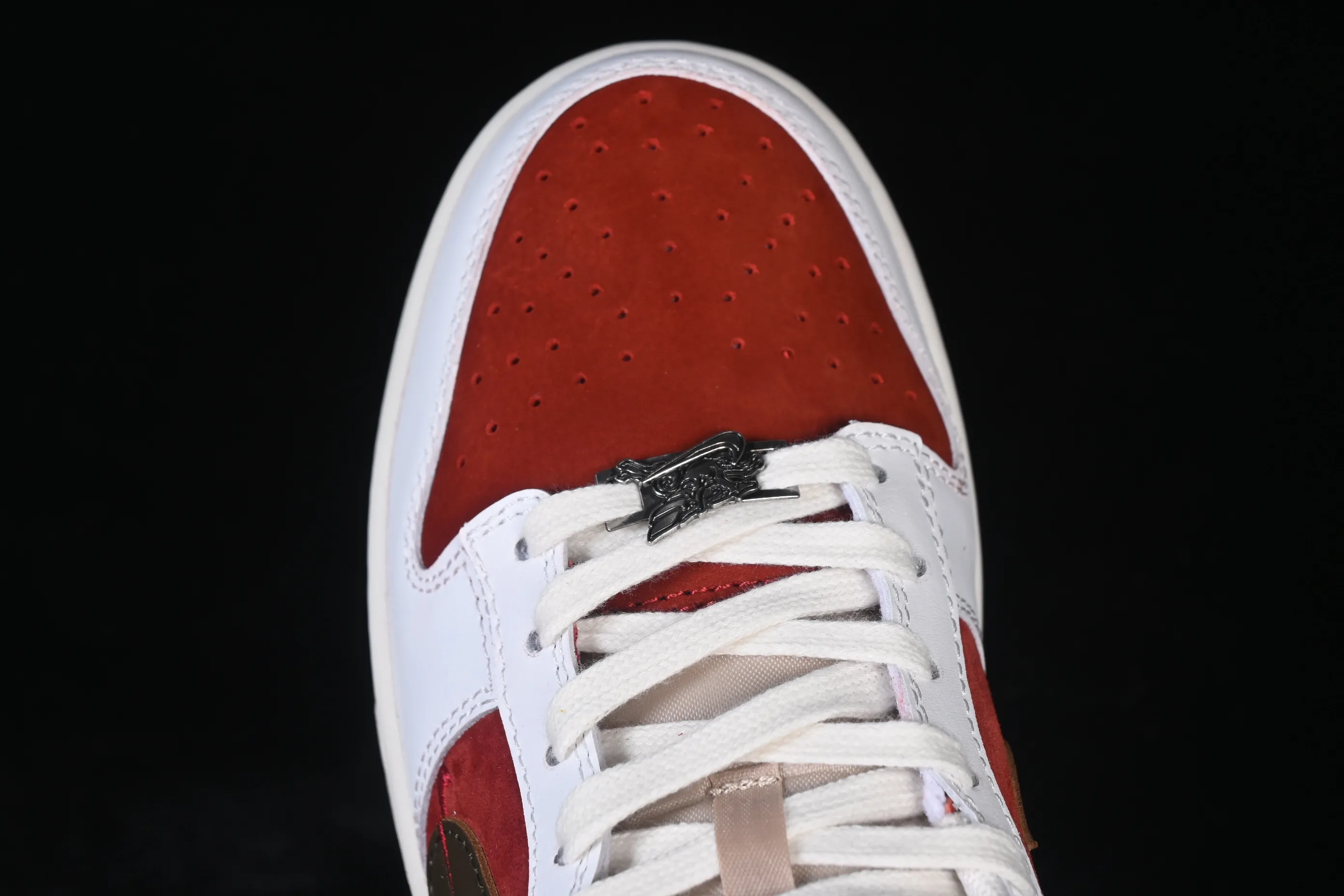 All categories Nk SB Dunk series Nk SB Dunk Low low-top sneakers Nike SB Dunk Low Year of the Horse limited low-top casual sneakers IQ1118-220